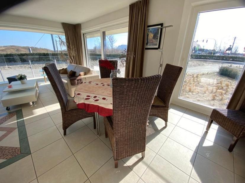 Sunnyside-Of-Thesea - With Open View On Nature, Big Terraces All Around - Very Close To Sea, Beach, Stores, Restaurants & Beach Bars Ньивпорт Экстерьер фото